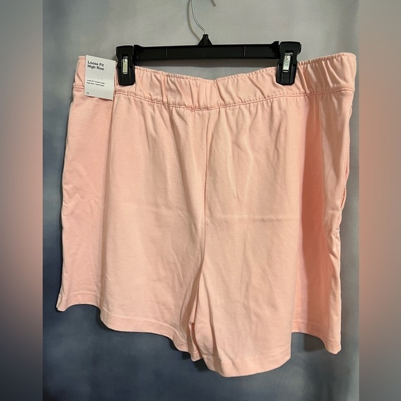 Nike loose fit shorts pink with white embroidered swoosh, 2 pockets NWT sz XL - Picture 5 of 8